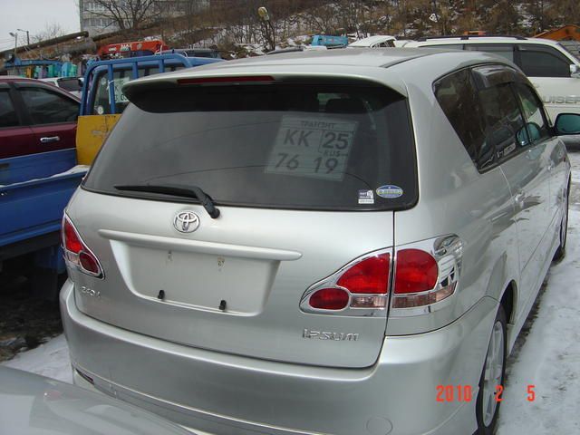 2002 Toyota Ipsum