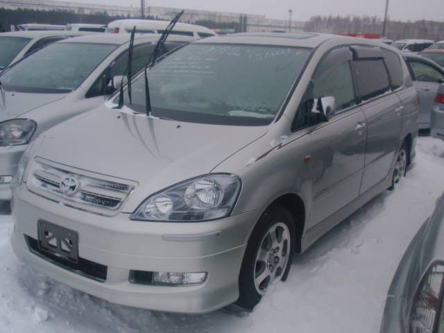 2002 Toyota Ipsum