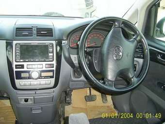 Toyota Ipsum