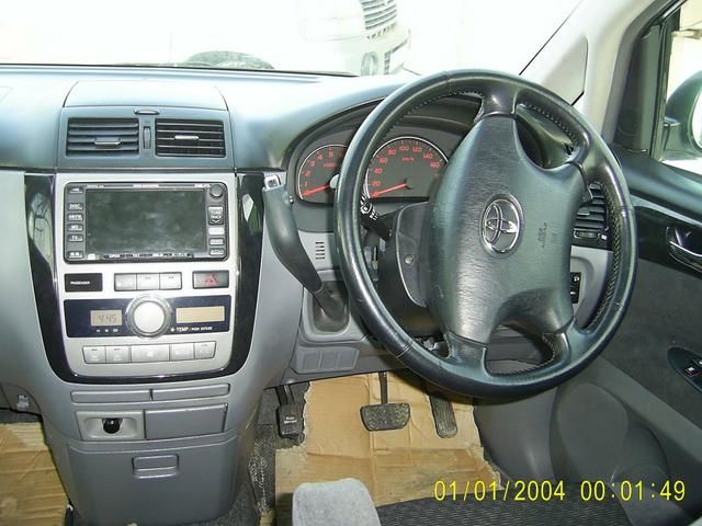 2002 Toyota Ipsum