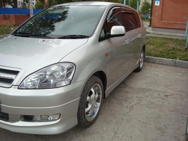 2002 Toyota Ipsum