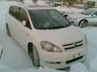 2002 Toyota Ipsum