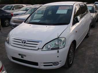 2002 Toyota Ipsum