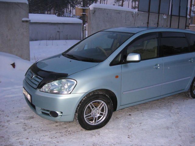 2002 Toyota Ipsum