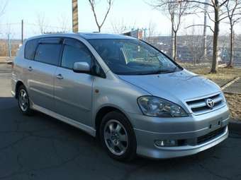 2002 Toyota Ipsum