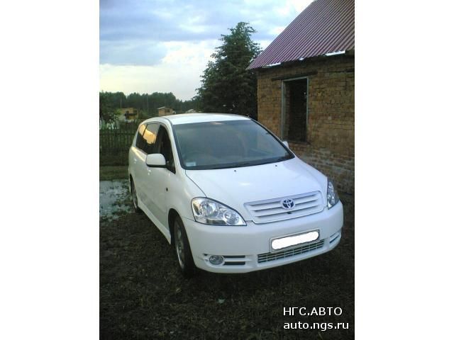 2002 Toyota Ipsum