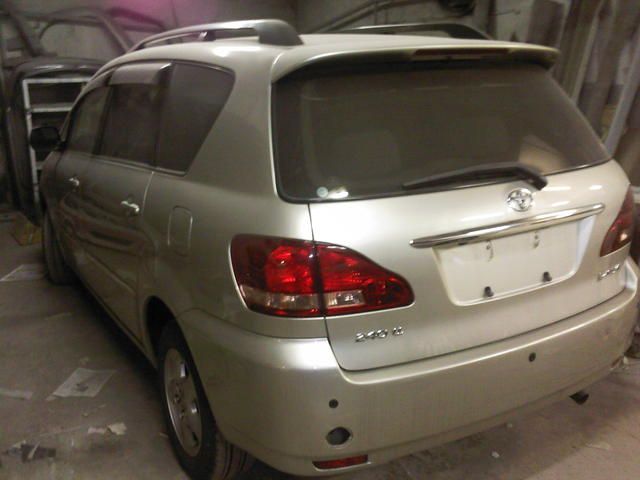 2002 Toyota Ipsum