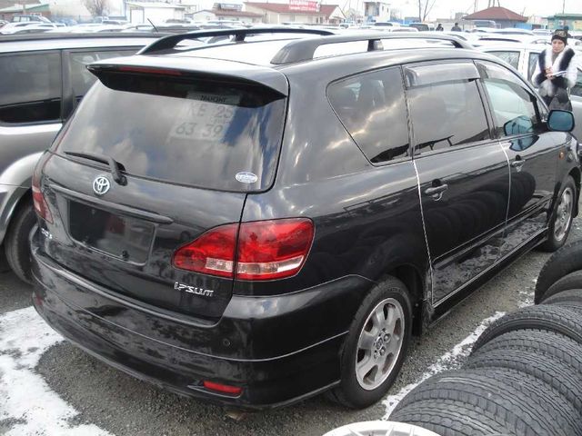 2002 Toyota Ipsum