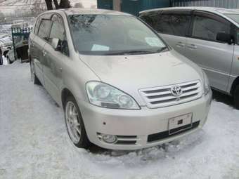 2002 Toyota Ipsum