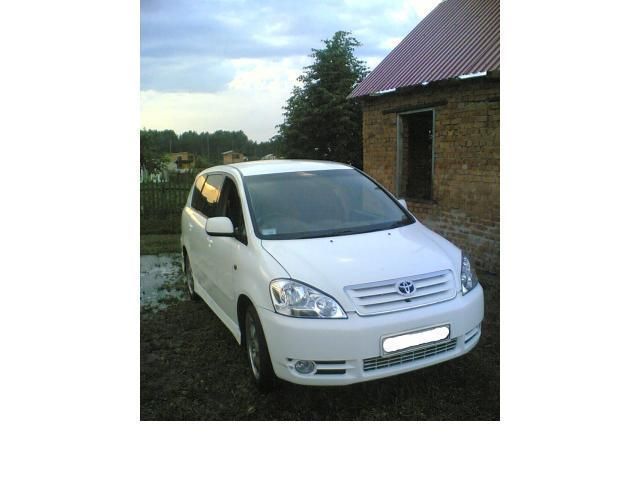 2002 Toyota Ipsum