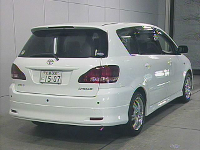 2002 Toyota Ipsum