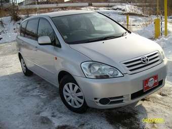 2002 Toyota Ipsum