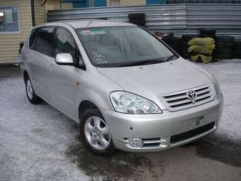 2002 Toyota Ipsum