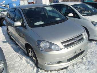 2002 Toyota Ipsum