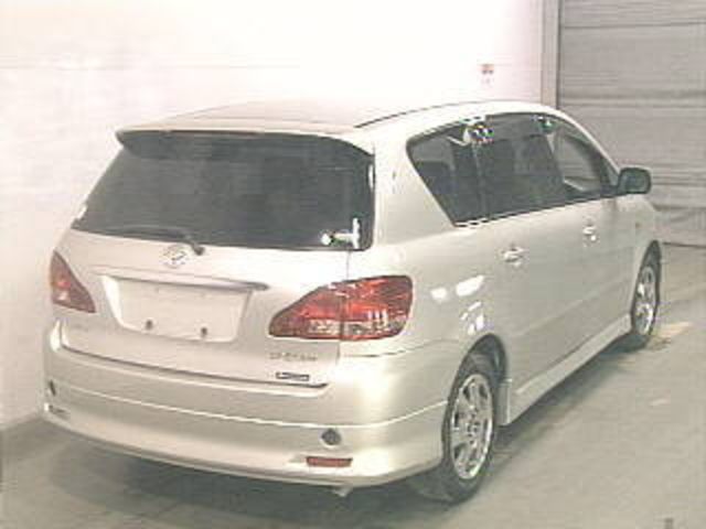 2002 Toyota Ipsum