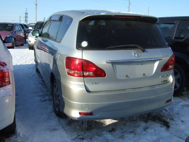 2002 Toyota Ipsum
