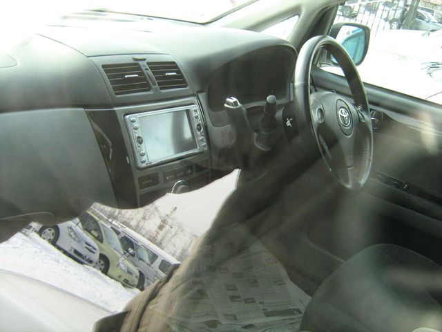 2002 Toyota Ipsum