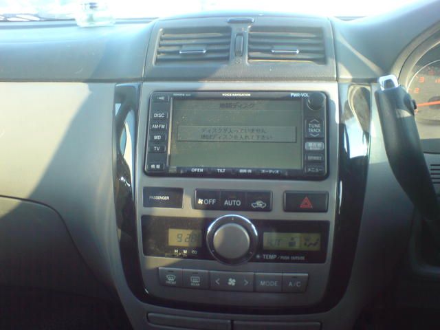 2002 Toyota Ipsum