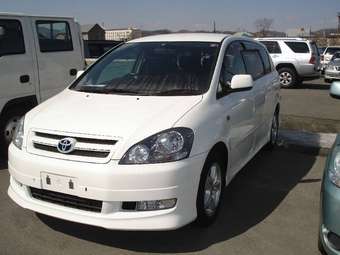 2002 Toyota Ipsum