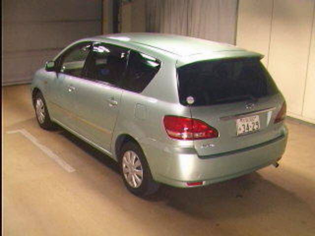 2002 Toyota Ipsum