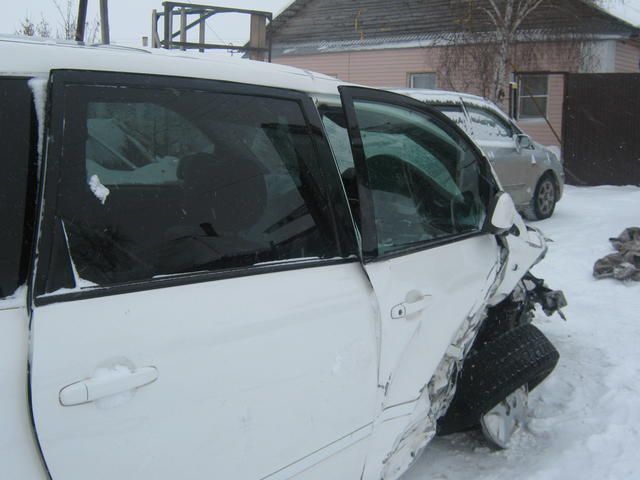 2002 Toyota Ipsum