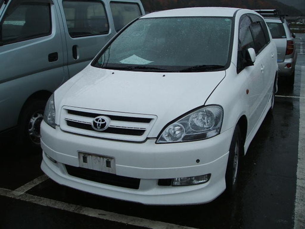 2002 Toyota Ipsum