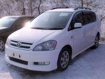 2002 Toyota Ipsum