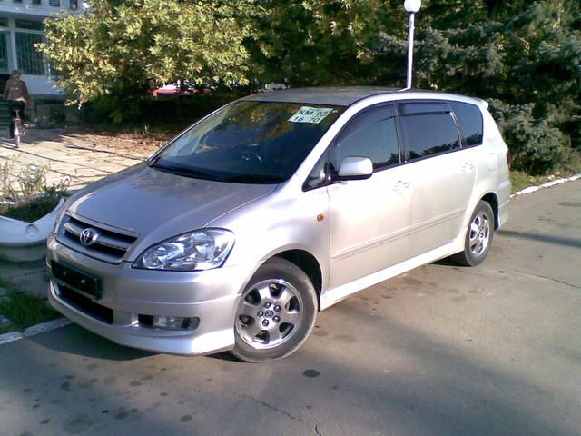 2002 Toyota Ipsum