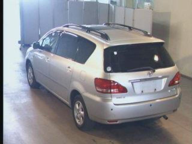 2002 Toyota Ipsum