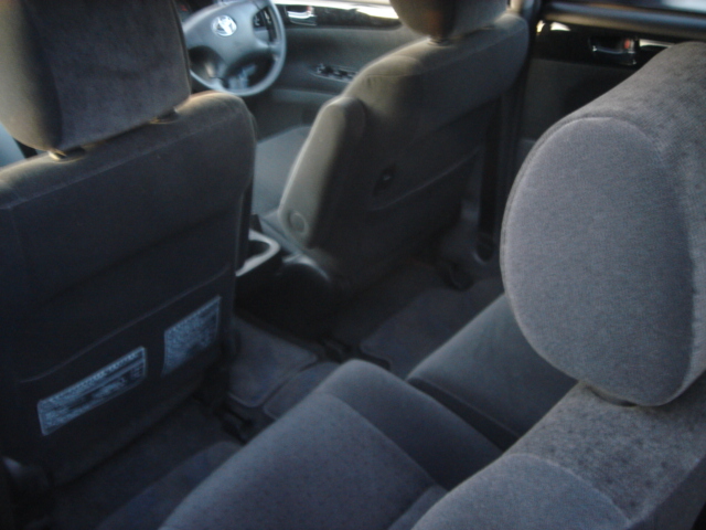 2002 Toyota Ipsum Wallpapers