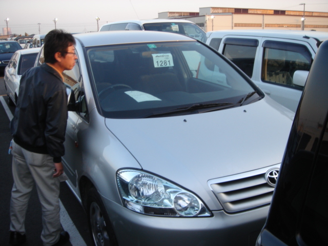 2002 Toyota Ipsum Images