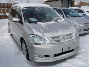 2002 Toyota Ipsum