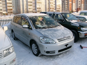 2002 Toyota Ipsum