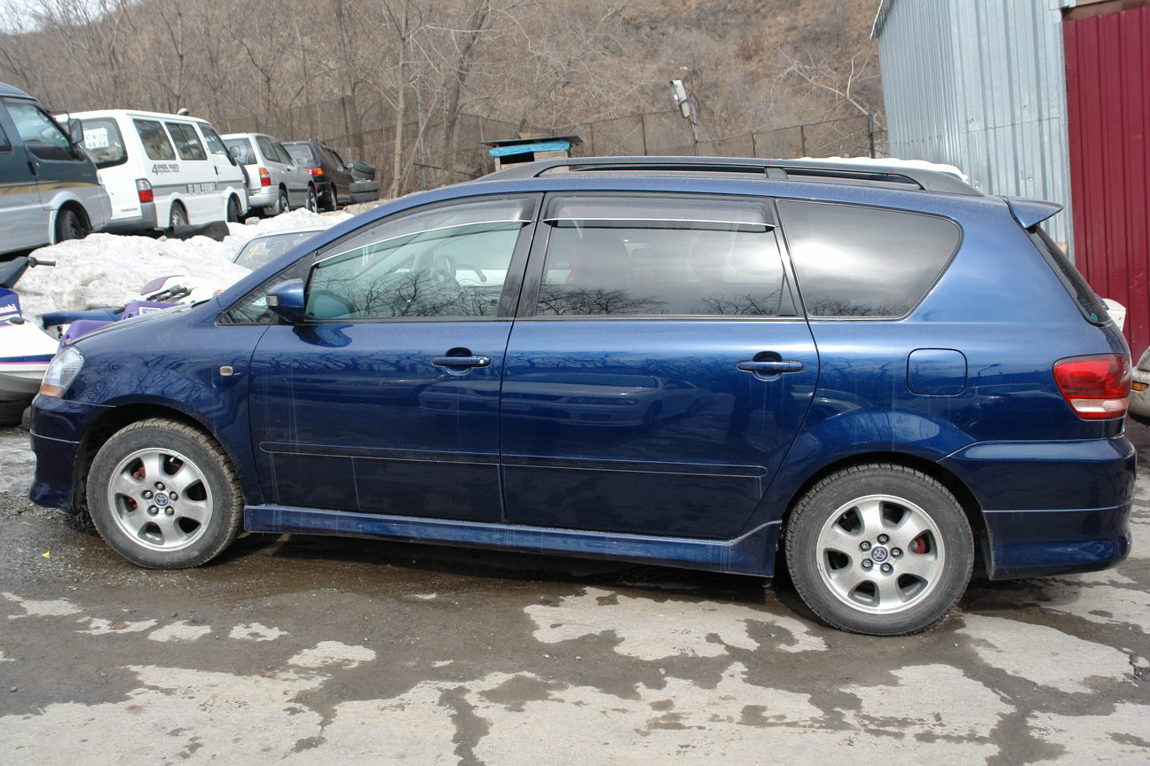 2002 Toyota Ipsum For Sale