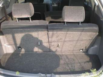 2002 Toyota Ipsum Photos