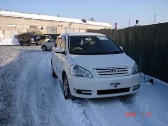 2002 Toyota Ipsum For Sale