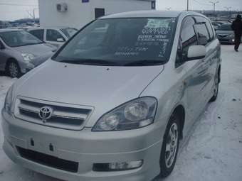 2002 Toyota Ipsum