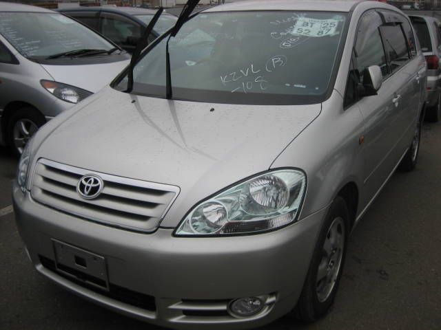 2002 Toyota Ipsum