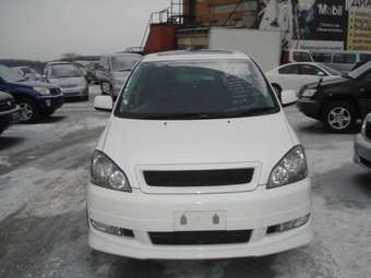 2002 Toyota Ipsum Wallpapers