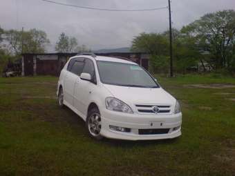 2002 Toyota Ipsum Pics