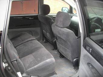 2002 Toyota Ipsum Pics