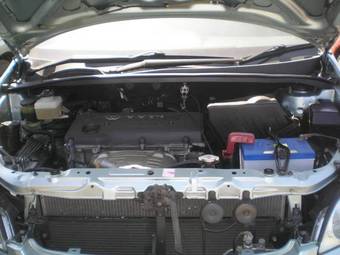 2002 Toyota Ipsum Photos