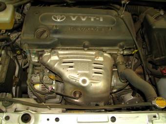 2002 Toyota Ipsum Photos