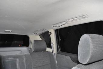 2002 Toyota Ipsum Pictures