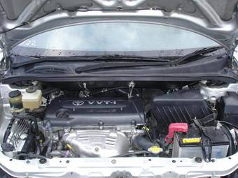 2002 Toyota Ipsum Pics