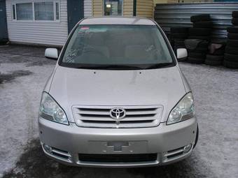 2002 Toyota Ipsum Images