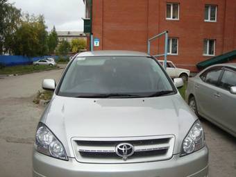 2002 Toyota Ipsum Images