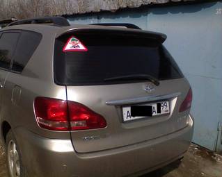 2002 Toyota Ipsum Pictures
