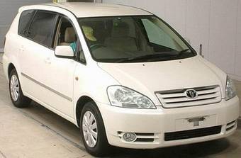 2002 Toyota Ipsum Pics