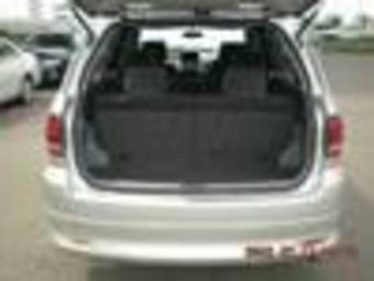 2002 Toyota Ipsum Photos